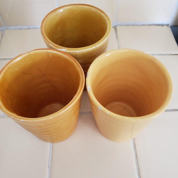 Bauer Pottery ceramic drinking set - Picture 4 of 7